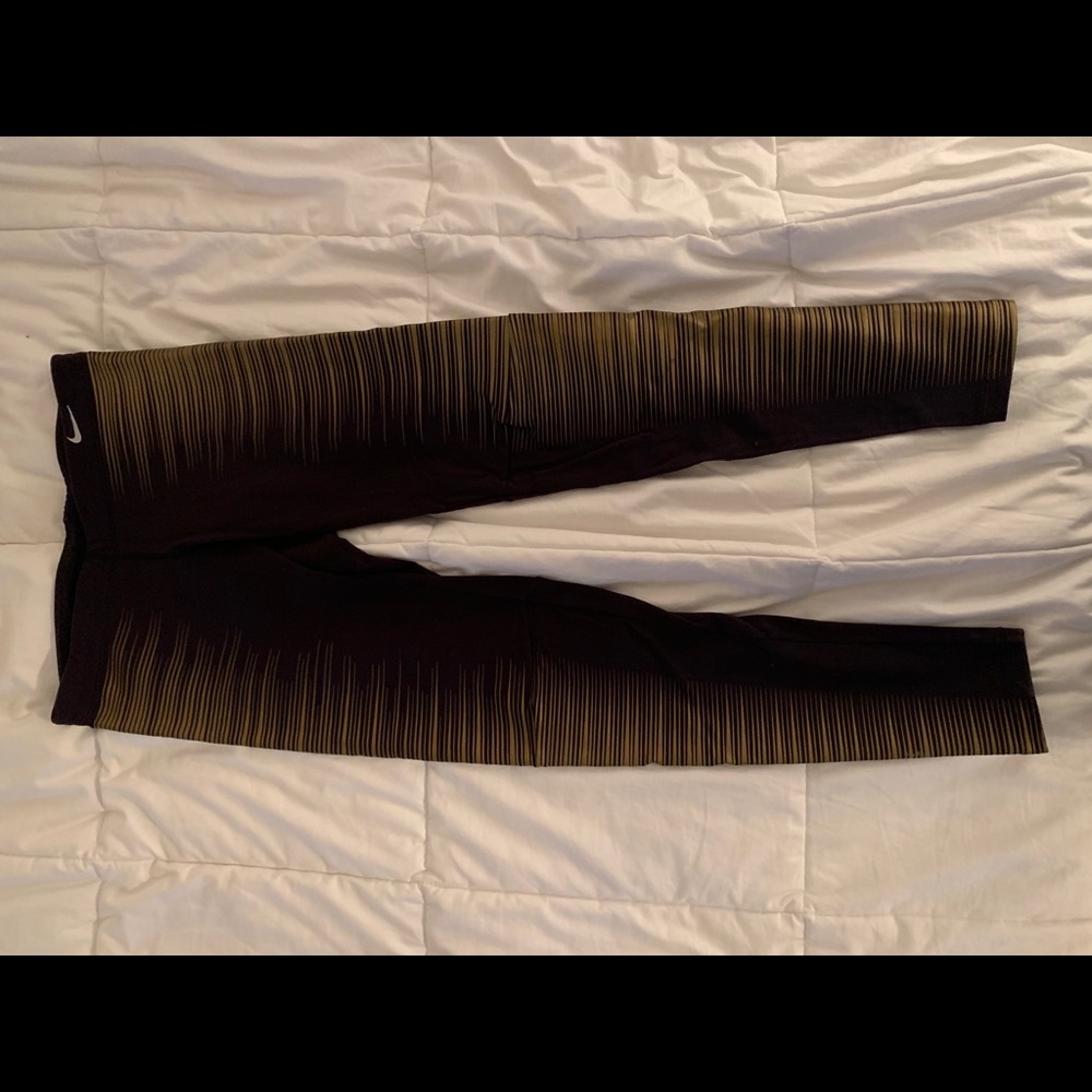 Nike reflective leggings